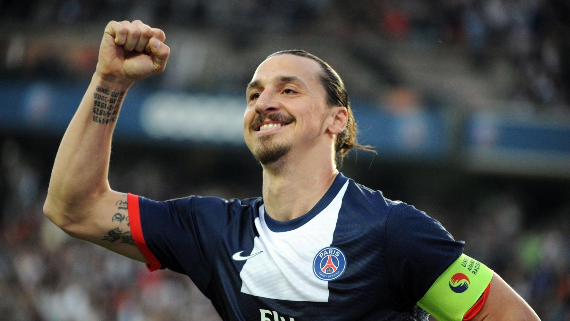 米兰体育正版平台-球员场上表现引专家关注，球员们在赛场上展现